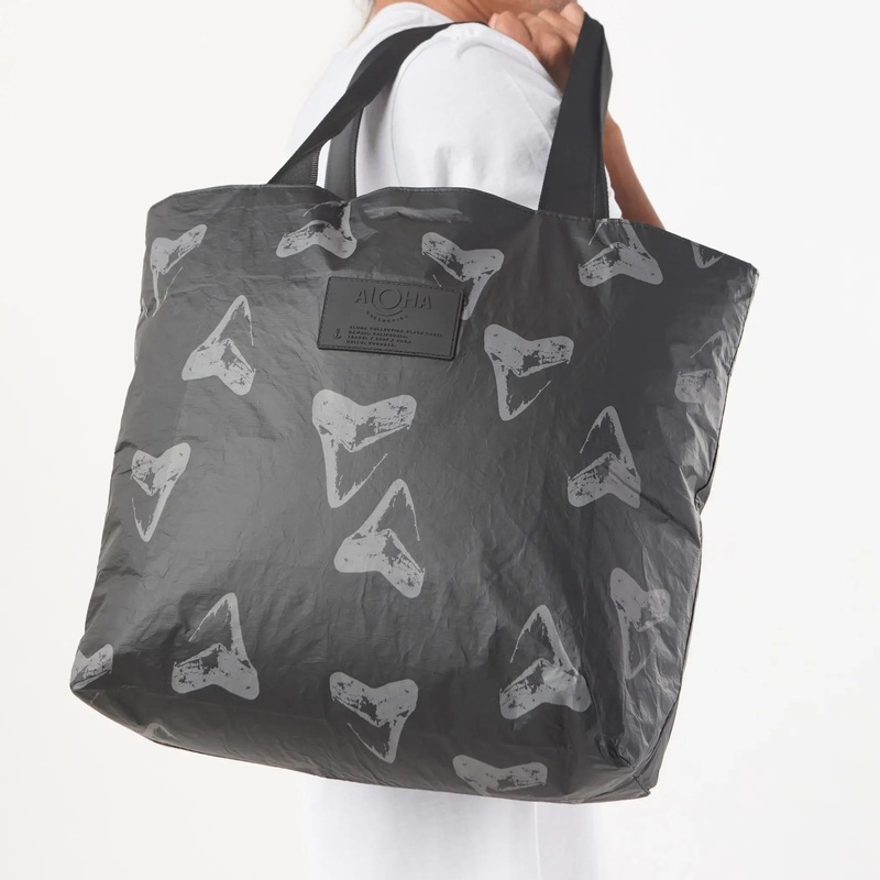 ALOHA DAY TRIPPER AUMAKUA TOTE BAG CHARCOAL / BLACK