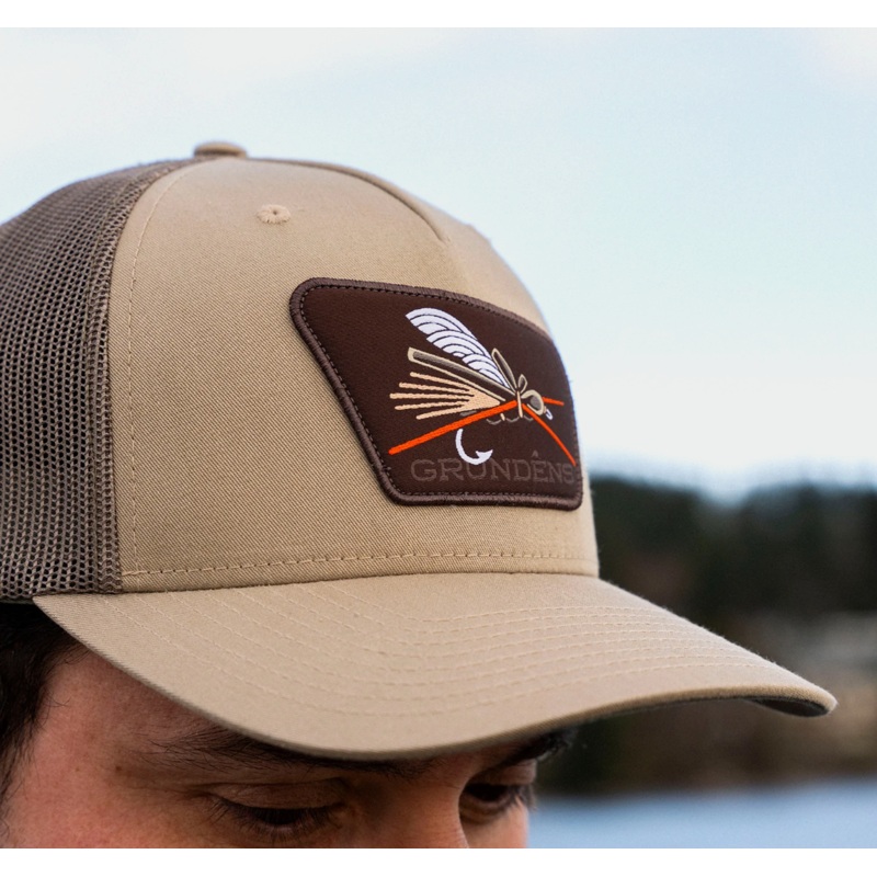 Grundens CC Hopper Trucker – Pale Khaki/Loden